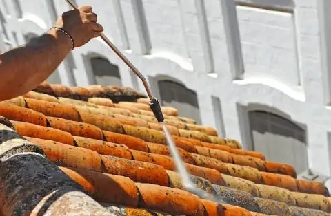 Nettoyage de toitures - Saint-Erblon